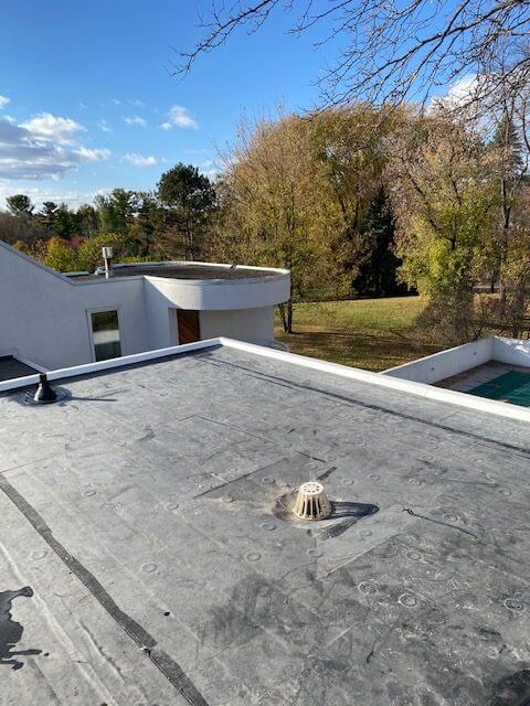 Minneapolis Flat Roofing Contractor
